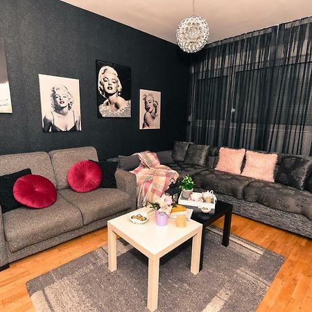 Marilyn Apartment Будва Экстерьер фото